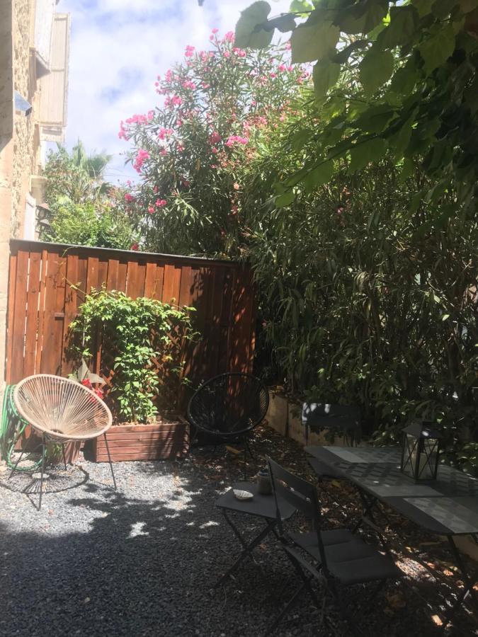L Ostalada Hotell Roquefort-des-Corbières Exteriör bild